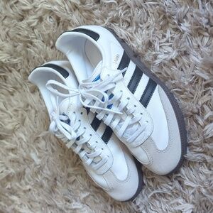 Adidas Sambas